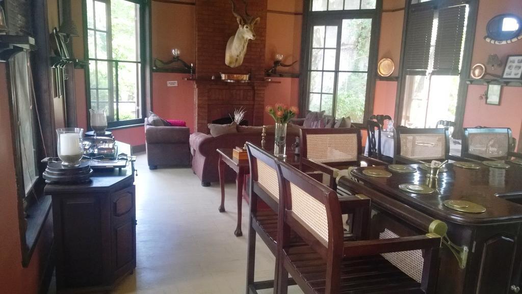 Old Mine Guesthouse Мусіна Екстер'єр фото