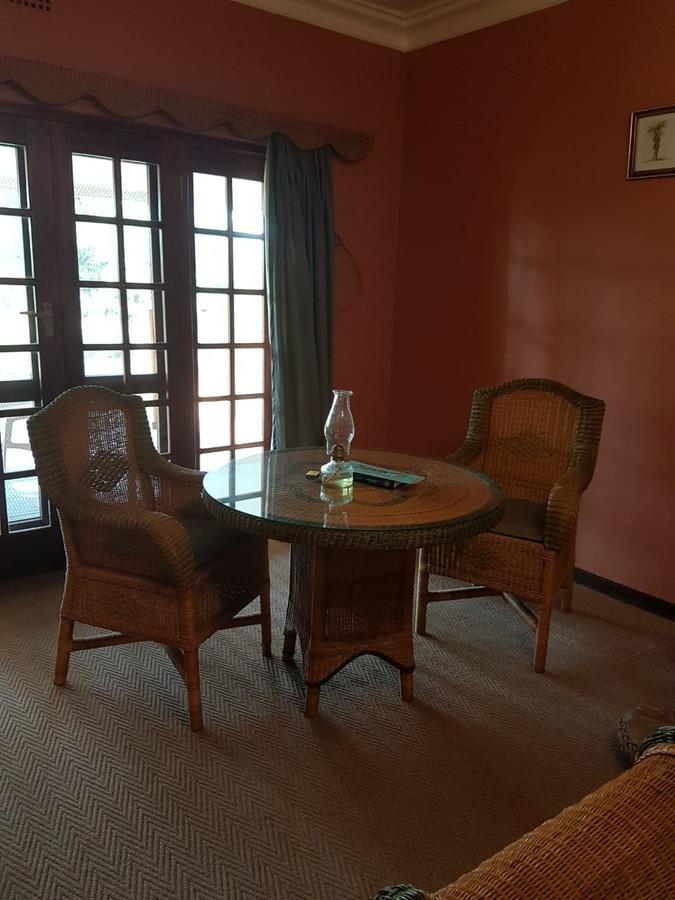 Old Mine Guesthouse Мусіна Екстер'єр фото